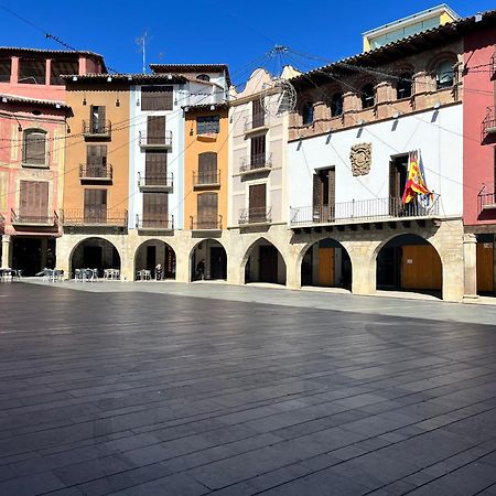 Apartamentos Angelus Plaza Mayor De Graus Kültér fotó