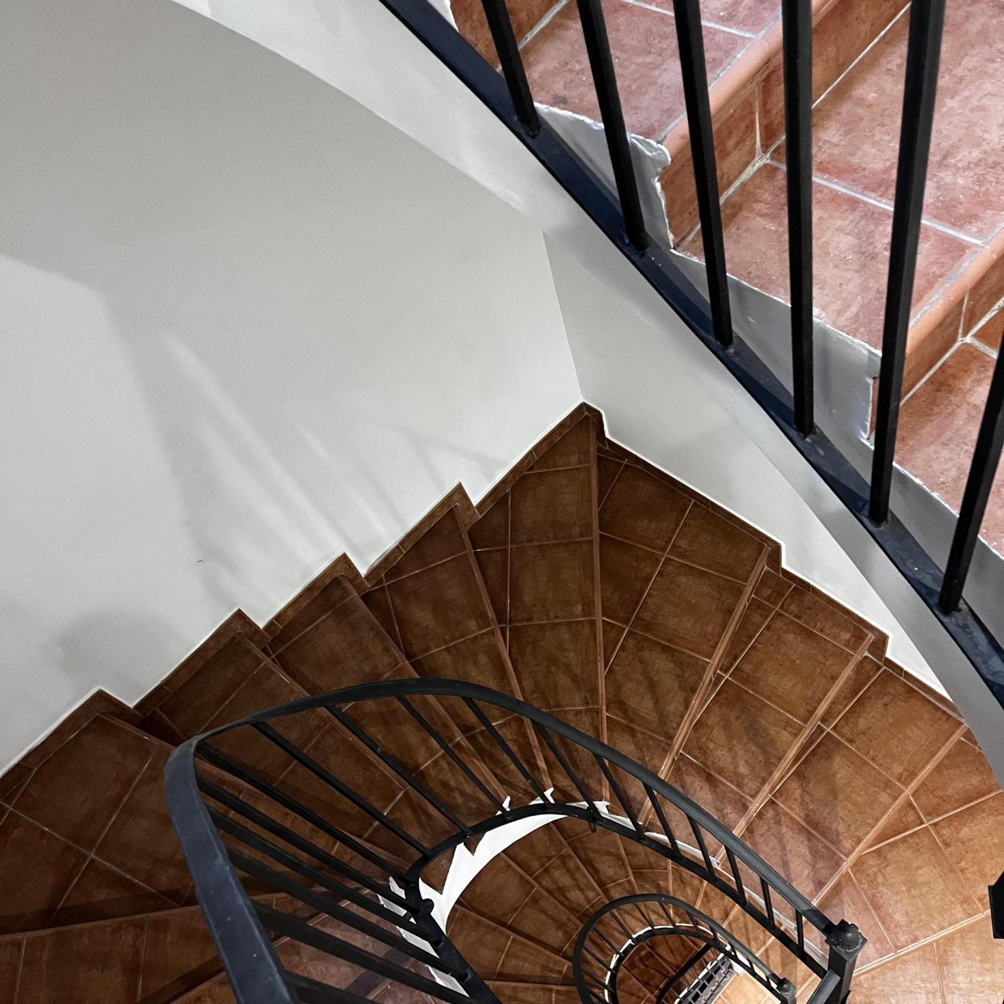 Apartamentos Angelus Plaza Mayor De Graus Kültér fotó