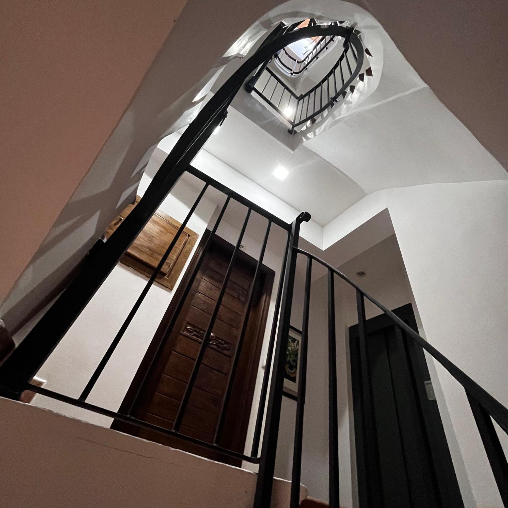 Apartamentos Angelus Plaza Mayor De Graus Kültér fotó